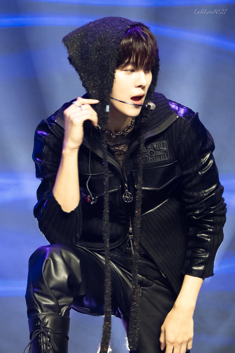 LastLove1027 tweet media