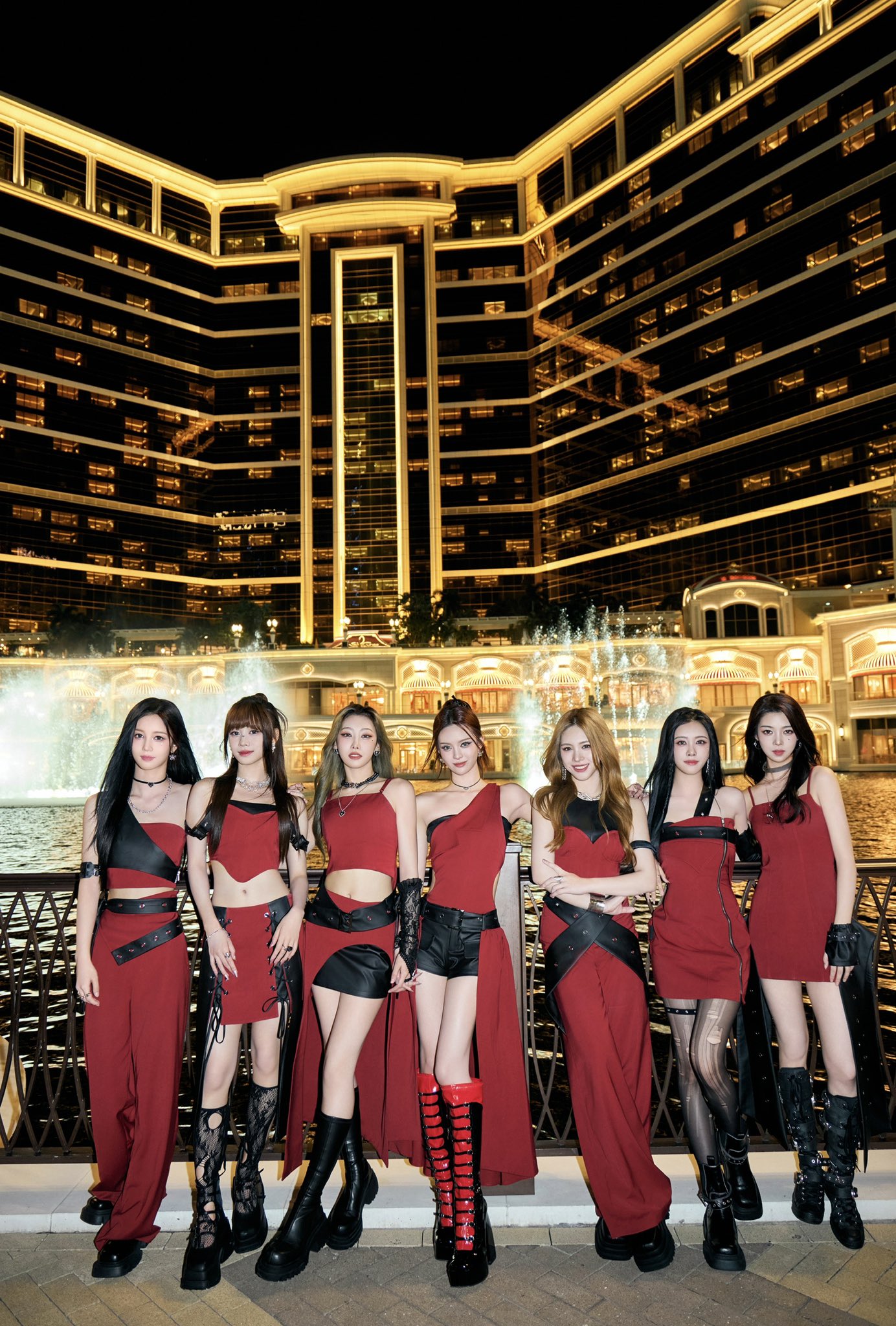 Ga43be_boAAGevr?format=jpg&name=large