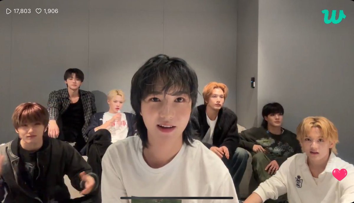 mintchocnr's tweet photo. ทุกคนคะ เราขอคนละเมนชั่น+รีทวิต ต้อนรับการกลับมาของอินจุนค่ะ 💛

WELCOME BACK RENJUN 
#RENJUN https://t.co/B2lTITmn1W