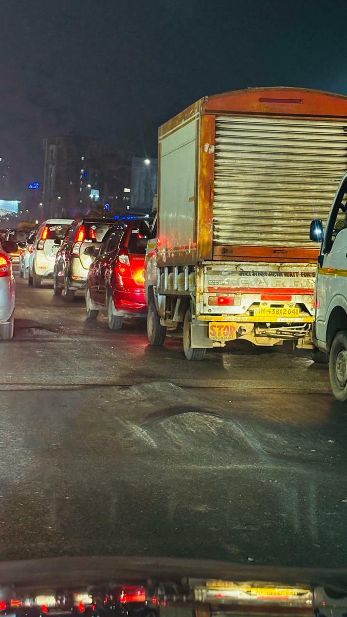 Dear <a href="/TMCaTweetAway/">Thane Municipal Corporation - ठाणे महानगरपालिका</a>
<a href="/MMRDAOfficial/">MMRDA</a> 
Please look into the bumps in roads on Nitin Cadbury flyover. These bumps are dangerous and can lead to accidents. #thane #mumbai