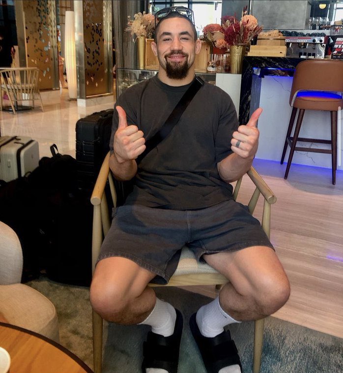 acdmma_'s tweet photo. Robert Whittaker statement on Instagram

“Congratulations to Khamzat, he was the better man tonight and that’s all there is to it.”

“My jaw is good, my teeth were moved in. It’s a good excuse to fix them properly now haha.” https://t.co/WmlN0vpOqG