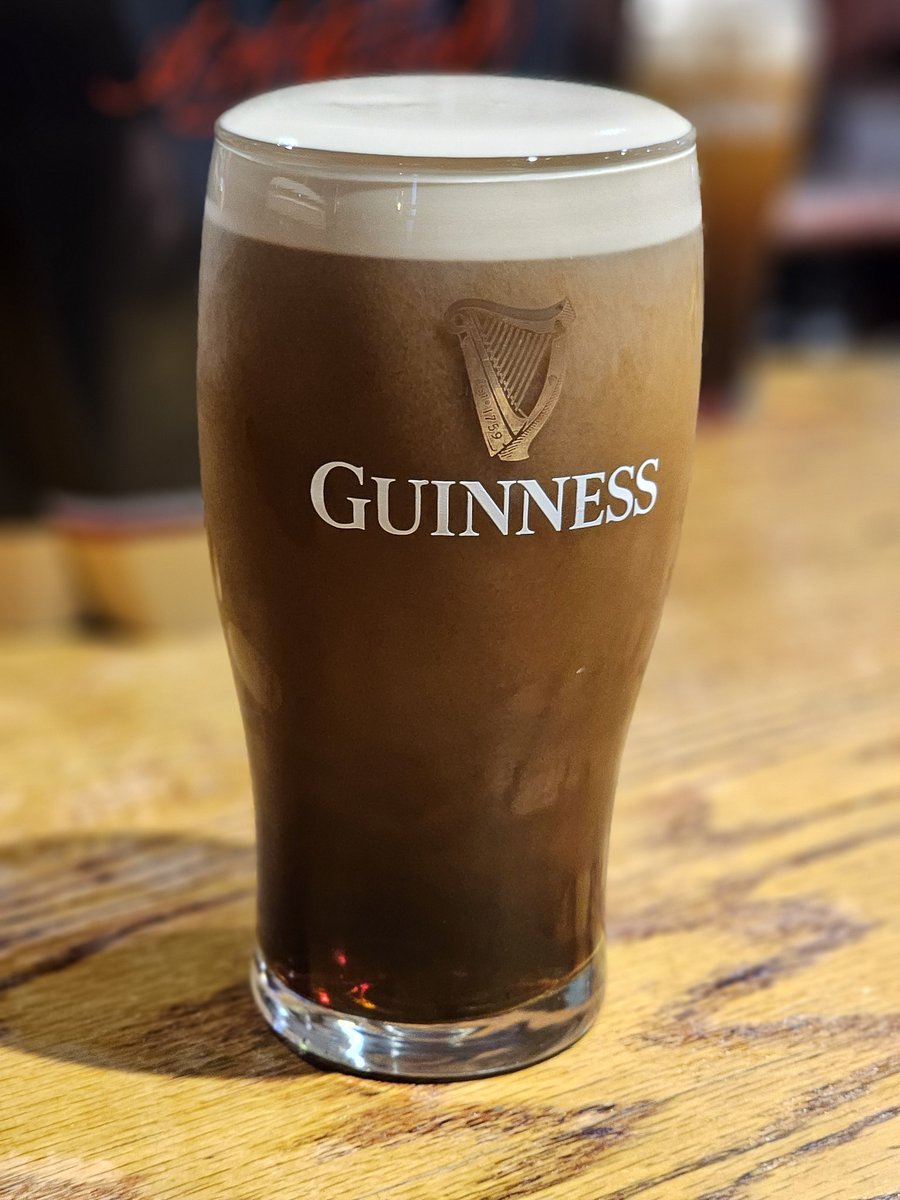 tbas102's tweet photo. @PintsO_Guinness Their pints are freaken amazing to be fair and they have been voted one of the best Guinness pint in the city and one of the best in the country so I guess that's why they are so expensive. I go once a week but £7.30 is crazy expensive. I use to go for 5 pints now only 3 if that. https://t.co/oHuOue8r9J