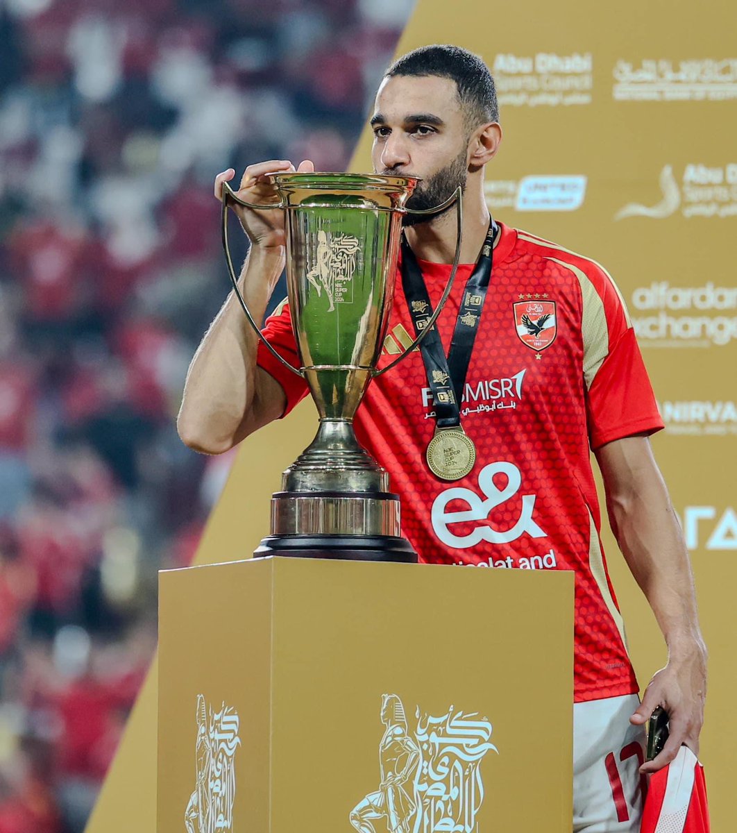 AlAhlyEnglish's tweet photo. ❤️ 😘 🏆 https://t.co/ItLxL9u75G