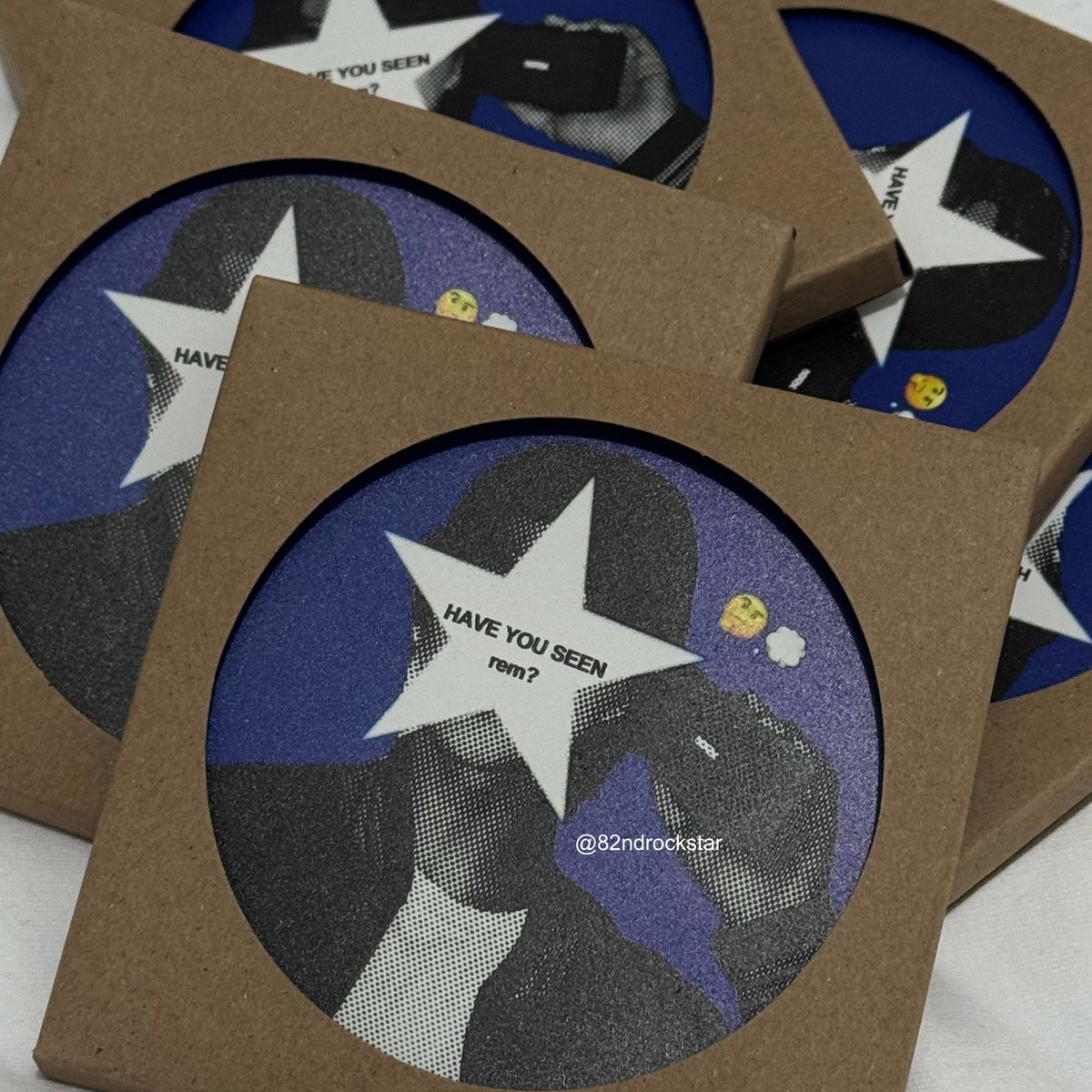 ⋆·˚ ༘ * lee line ceramic coasters ⭐️

pre-order open! 💭
🛒: bit.ly/82ndleecoasters

doo: until slots taken
dop: november 15, 2024

php 165/ea set
(10.5 cm coaster + 3 cm phone charm + 1 holo sticker)

giveway! rt + follow = will pick 2 winners ❤️

#MARK #JENO #HAECHAN #LEE