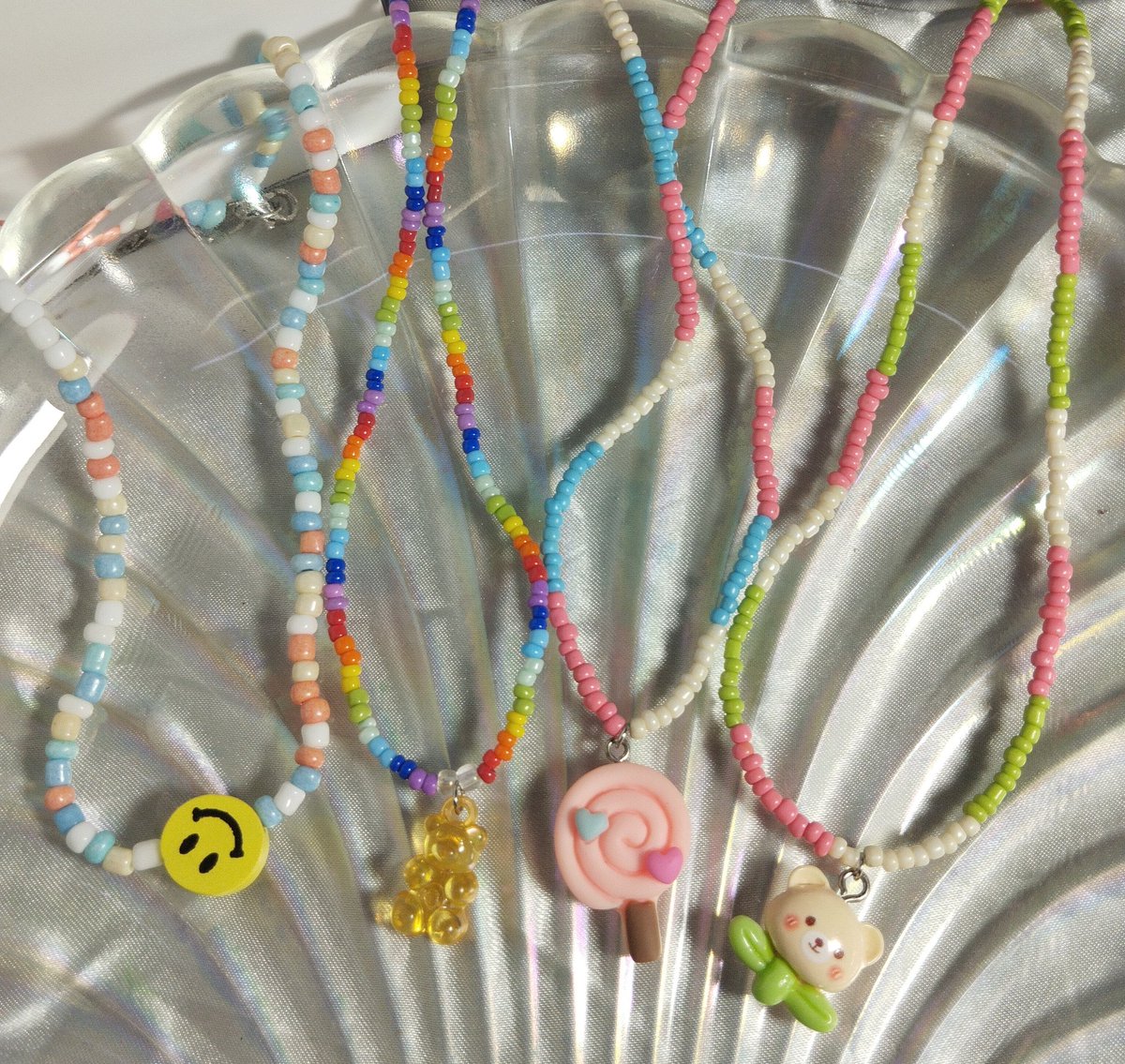 BeSendto's tweet image. Sale 🤏🏼 15 บาททุกเส้น 🩷

- ค่าส่ง 30/40 กี่เส้นก็ได้ 
ขอดูหรือสอบถามเพิ่มเติมได้ค่ะ

#สร้อยลูกปัด #สร้อยคอ #สร้อยคอลูกปัด #สร้อยข้อมือ #กําไลลูกปัด #เครื่องประดับ #ส่งต่อ #กำไลข้อมือ #ลูกปัด #กำไล #สร้อย