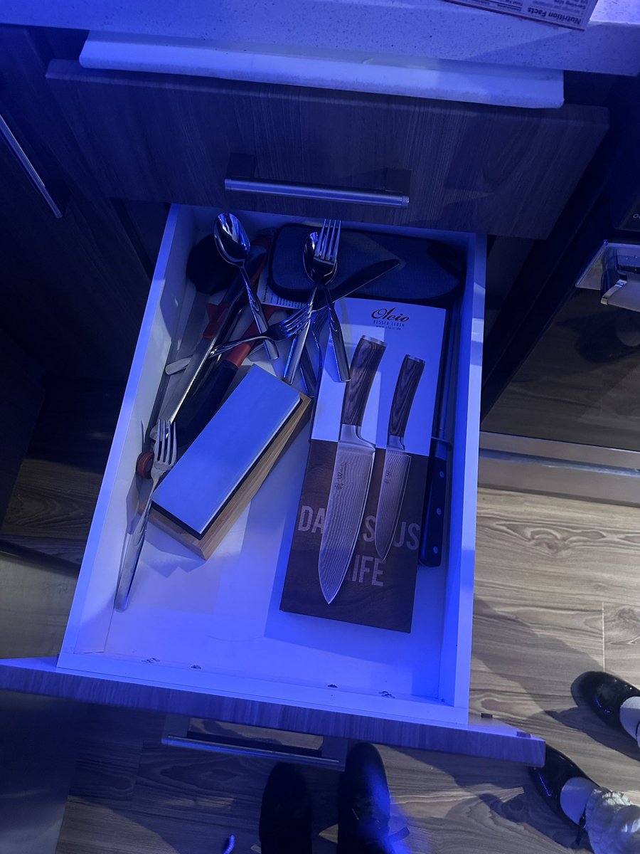 calightsup's tweet photo. a man’s kitchen drawer…………….. https://t.co/SBaF5EylhO