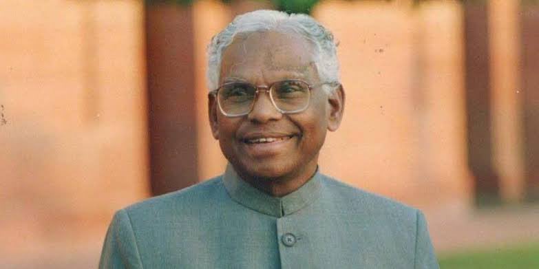 narendrat4bjp's tweet photo. भारत के पूर्व राष्ट्रपति माननीय श्री के.आर. नारायणन जी की जन्म जयंती पर उन्हें शत-शत नमन |
#KRNarayan https://t.co/266VttfJNN