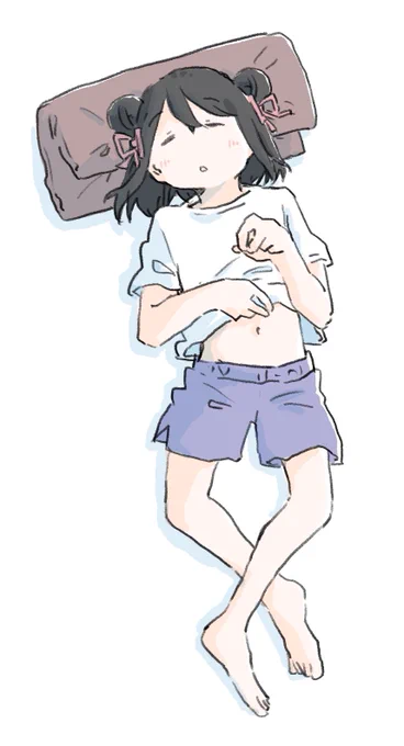 お昼寝する黒江ちゃん 