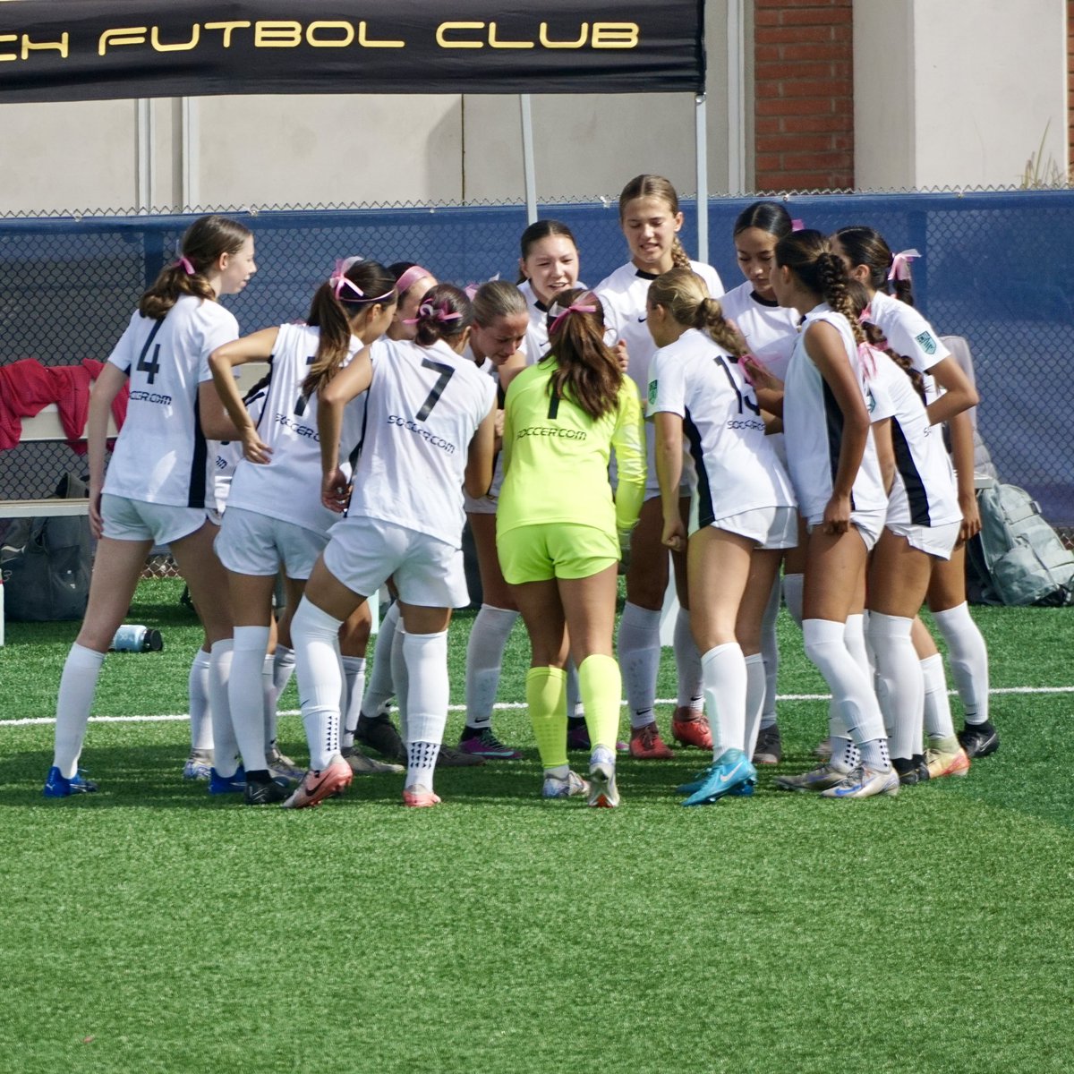 Amelia_Ralph11's tweet photo. Game day‼️ #pinkout🎀 #beachfc #ecnl 

2027 | Beach FC ECNL 09
#4 | Central Defender https://t.co/4ry9TVNoay
