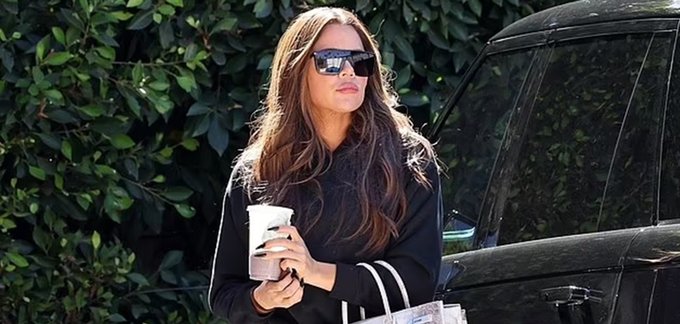 Khloe Kardashian Sports a $300K Hermès Bag with Casual Athleisure Look in LA