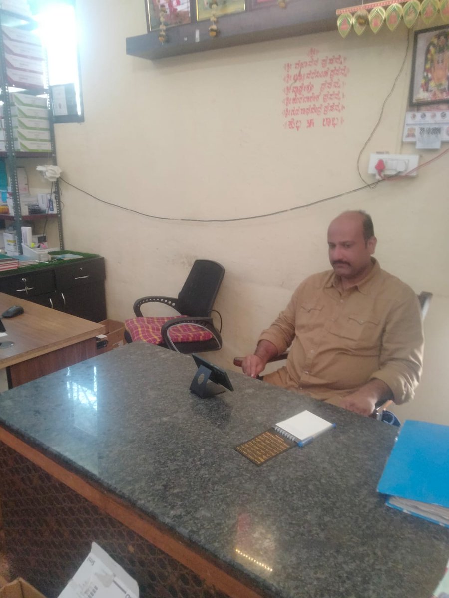 gunhalkar's tweet photo. Watched 115th Mann Ki Baat Program of Honorable Prime Minister SHRI NARENDRA MODI JI, He mentioned about the CYBER CRIME HAPPENED victim was SHRI SANTOSH CHOUDHARI( PATIL) FROM VIJAYAPURA  #MannKiBaat #santoshchoudhari #bijapur_city #vijayapurakarnataka #NarendraModi ##AmitShah https://t.co/d9wGstZWXV