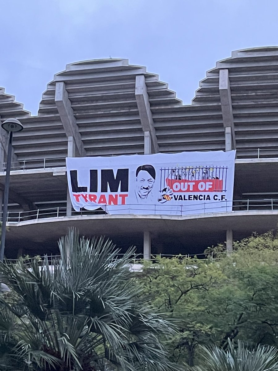 ASÍ AMANECE EL NOU MESTALLA

HONOR A LOS IMPLICADOS