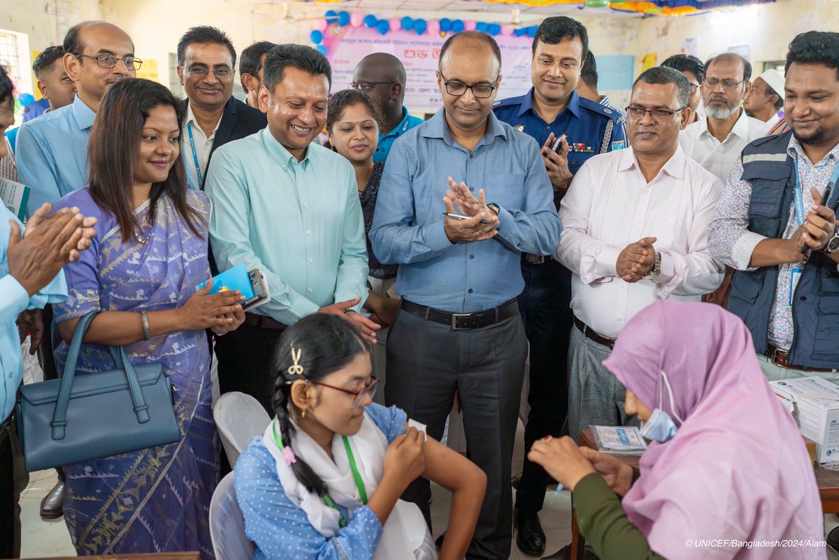 In Cox’s Bazar, the Gov. of 🇧🇩 launched an HPV vaccination campaign supported by <a href="/UNICEF/">UNICEF</a> with funding from <a href="/gavi/">Gavi, the Vaccine Alliance</a>.

The campaign will target over 168,000 girls to protect them against cervical cancer, the third leading cause of cancer deaths among women in Bangladesh.
