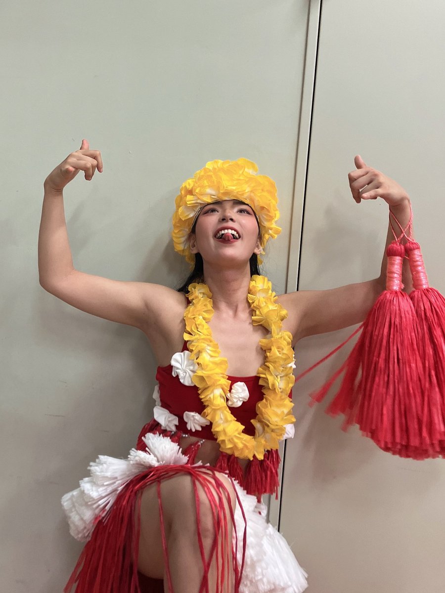 aggyK8's tweet photo. 最高人々と、最高のお客様、最高の舞台でした！🌺
凄く大きな経験になりました
本当にありがとうございました！

これからも命を震わせて生きて行きたいです！✨

#フラガール24 https://t.co/lVYjYRg1a7