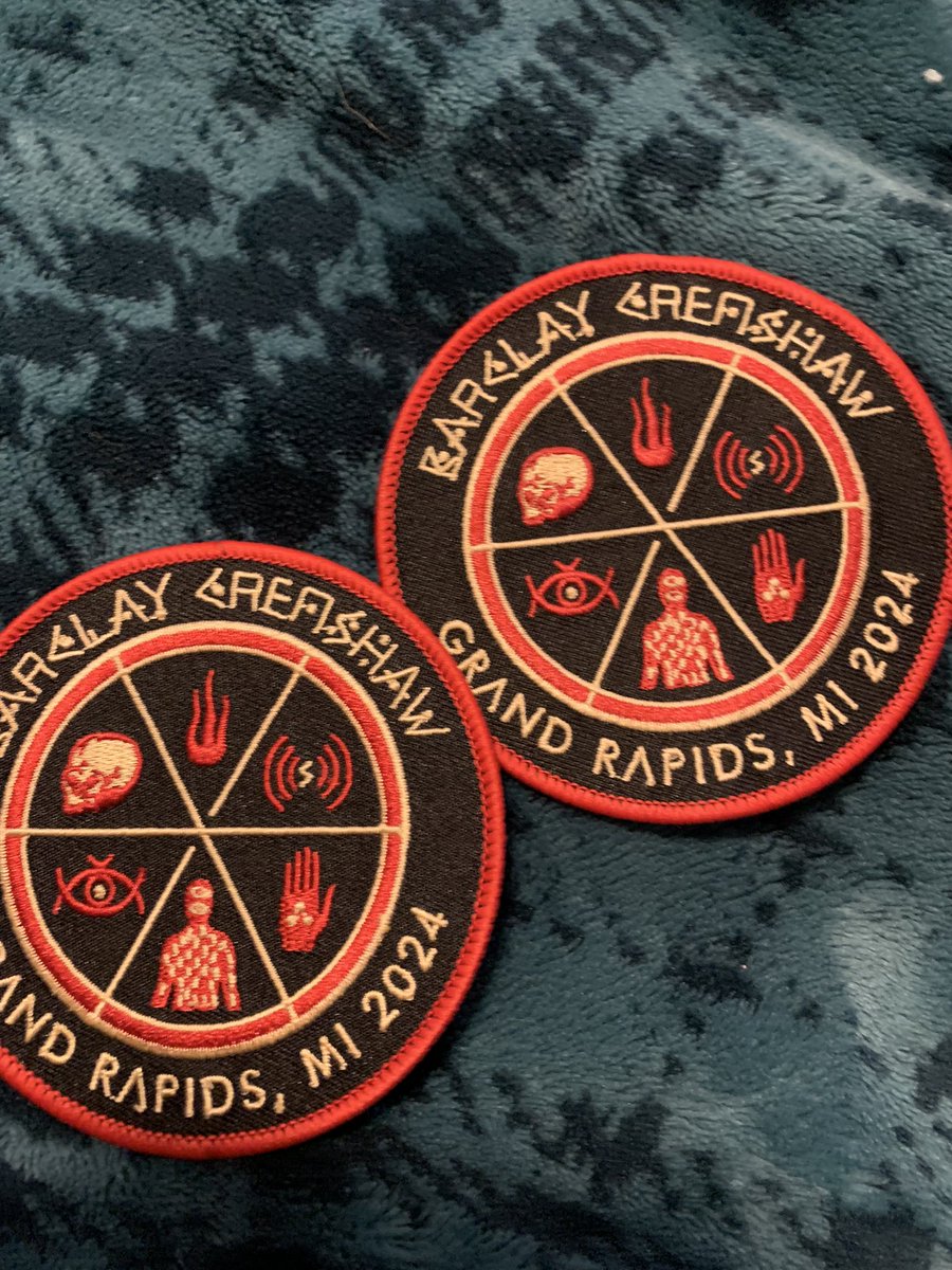 What an absolute riot tonight was!

<a href="/BarclayCrenshaw/">Barclay Crenshaw</a>  thank you kindly...

<a href="/sectionlive/">The Intersection</a> per usual, an outstanding evening. 

Thanks for always doing it right! 

🛸🛸🛸