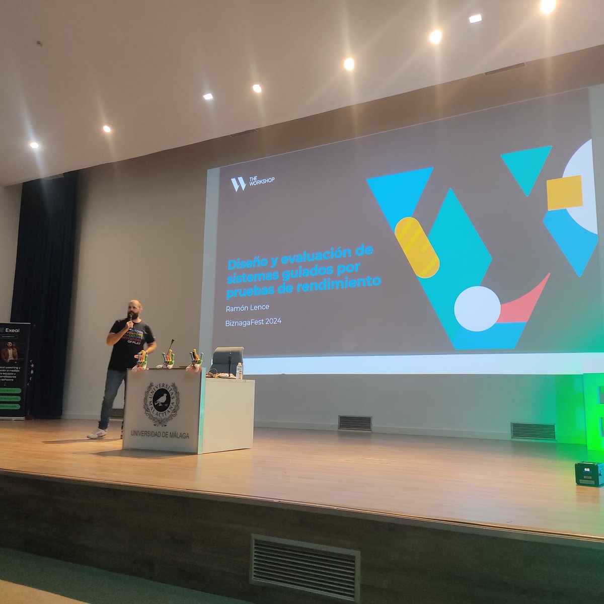 Muy contento tras mi primera experiencia como speaker en la comunidad. Inmejorable compañía la del <a href="/BiznagaFest/">BiznagaFest</a> #BiznagaFest2024