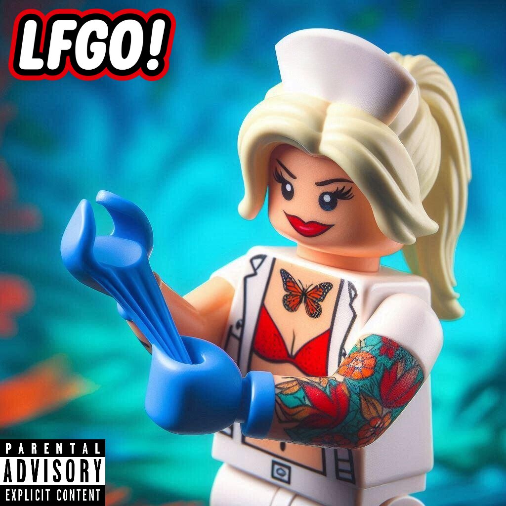 ShalePagel's tweet photo. @sumhotdumbitch Gotta hand it to you, this caught my attention.  Check out #LFGO it's gonna go places!
@LFGOcommunity #Blink182 #GloveGirl https://t.co/fRlxvCg2XL