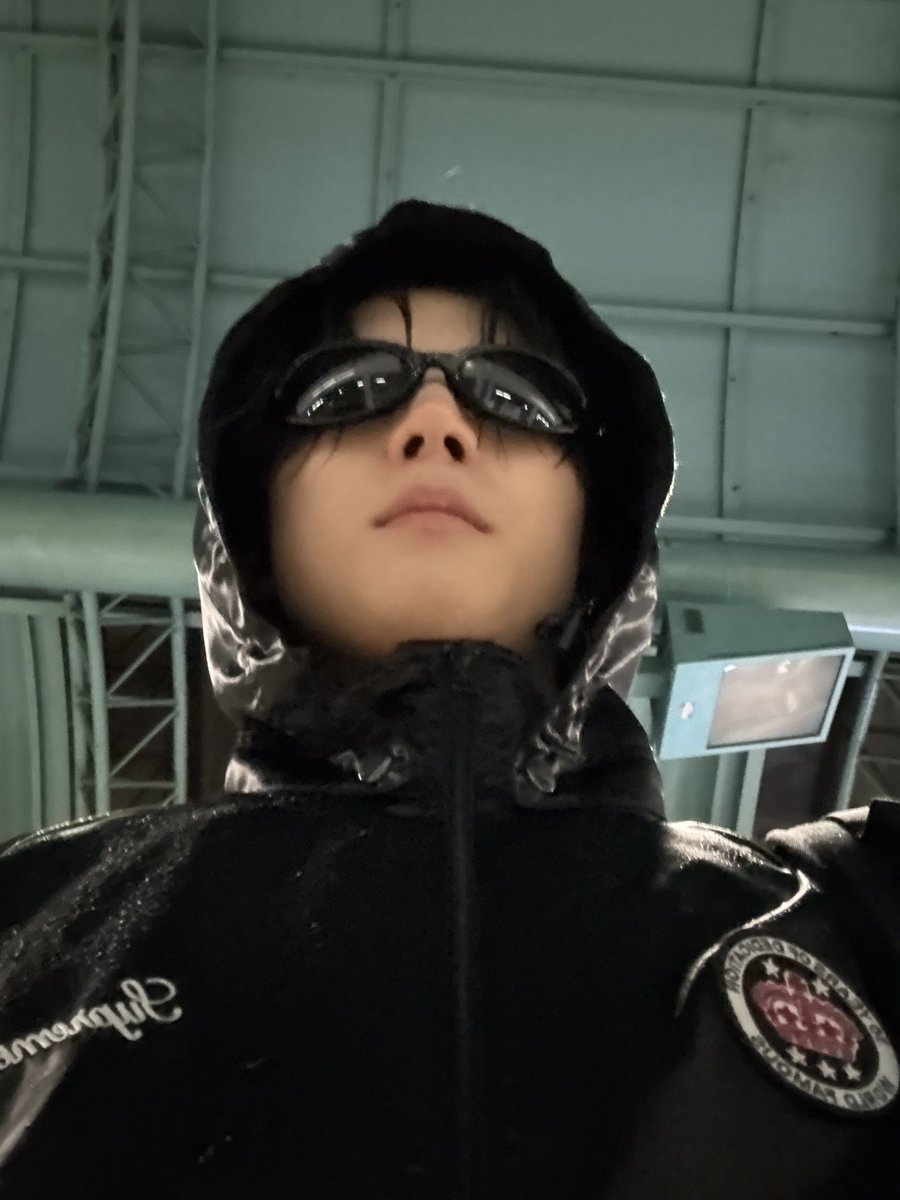 the_crewone_x's tweet photo. Follow the ๐๐ฐ
#matrix #theworldis
#๋ํฌ๋ฃจ์ #์ด๊ฑด์ฐ https://t.co/rNqALtB8Lb