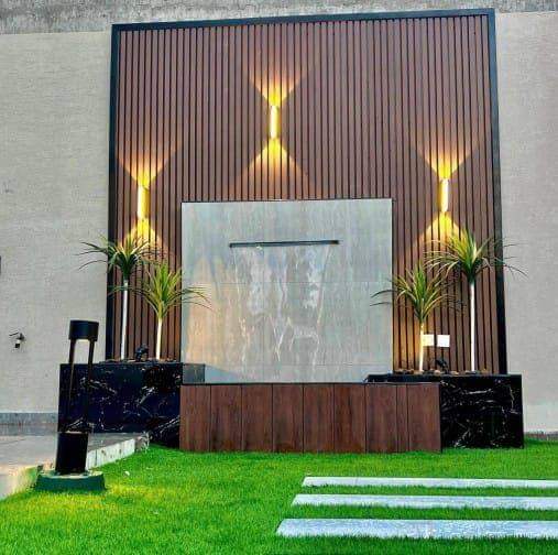 #متخصصون فى تصميم وتنسيق الحدائق المنزلية والعامة توريد وتركيب العشب الصناعي والطبيعي حدائق وملاعب توريد وزراعة الاشجار والورود والنخيل تركيب شلالات ونوافير وديكورات تركيب مظلات خشبية وكل ما يخص الحدائق يوجد صيانة شهرية تواصل واتساب 0556998137 🕊🌿