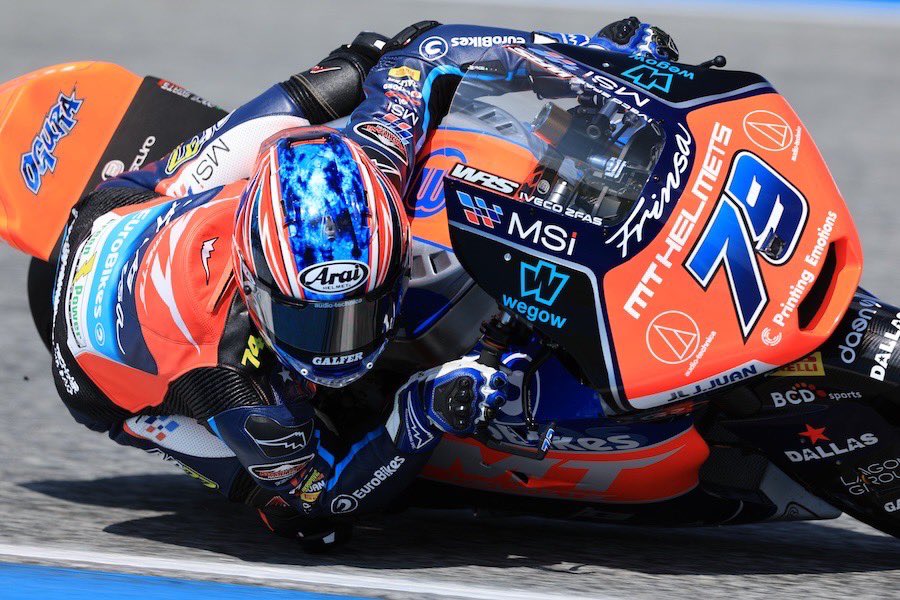 araihelmetjapan's tweet photo. 【おめでとう！小椋藍選手】MotoGP第18戦タイGPのMoto2クラス決勝、#小椋藍  選手が2位表彰台！そして､2024年 #Moto2チャンピオン が確定､自力で自身初のタイトルを引き寄せました。
小椋選手のタイトル獲得をお祝いして、〈サインキャップ〉プレゼントキャンペーンを開催。詳しくは、明日の公式Xで! https://t.co/b5wnOvfucQ