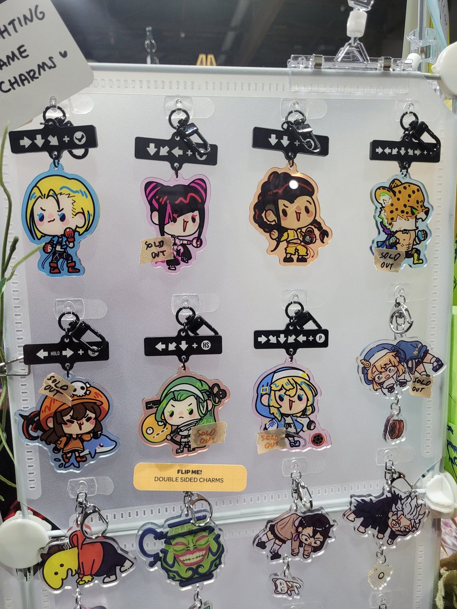 What did we have here at <a href="/Armageddonexpo/">Armageddon Expo NZ</a>? I know some friends who would want more of this <a href="/CindryShoo/">cindry 🤡 MCM LONDON</a>. Respect having King's notation as giant swing.