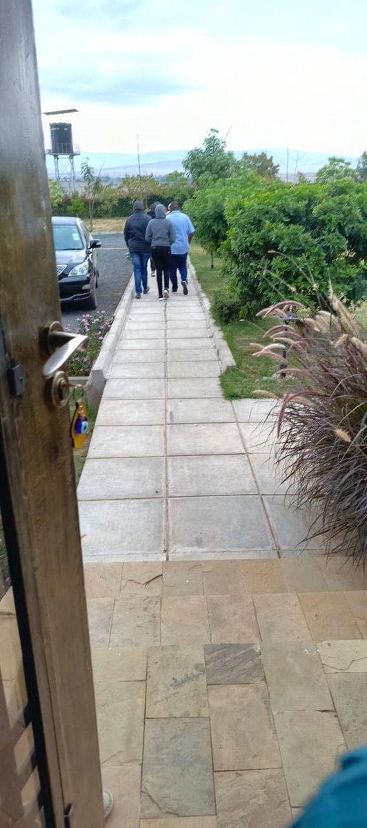 HesbounEtyang's tweet photo. I'm exhausted by these recurring abduction stories, while the President continues to publicly deny their existence.

Release Boniface Mwangi! https://t.co/DrVP6LXZlR