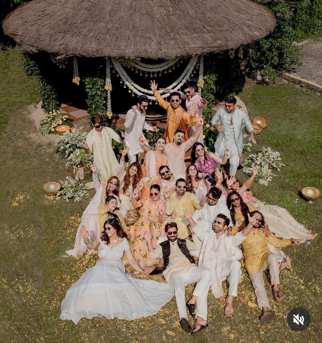 WithhLoveAnnie's tweet photo. These are my most favourite Haldi pictures from a celeb wedding

God bless her and Sumit always. 

The gang vibes are unmatched and I love how all the friends are present at her wedding. 

It's what matters most. 

#SurbhiJyoti https://t.co/QfSPByryiB