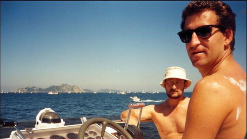 <a href="/ppopular/">Partido Popular</a> Es increíble ver como el partido cuyo líder tiene una foto en un yate con un narcotraficante está utilizando una fotografía en un sitio público antes de un mitin con miles de personas para pedir la dimisión de Sánchez. Pero bueno, si queréis hablar de fotos no hay problema.