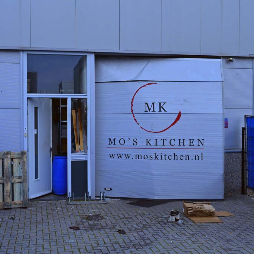 Explosie in afhaalrestaurant Hoofddorp