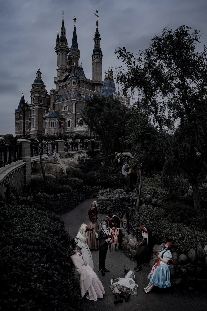 #SoundHorizon20周年 

#サンホラ20周年

Drei… Zwei… Eins… Los!

メジャーデビュー20周年おめでとうございますー！！

（上海ディズニーランドにて)