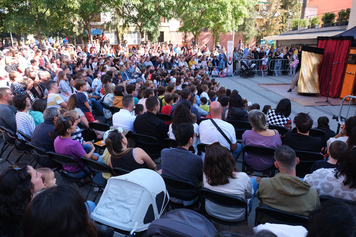 Festival Internacional de Pallassos tweet media