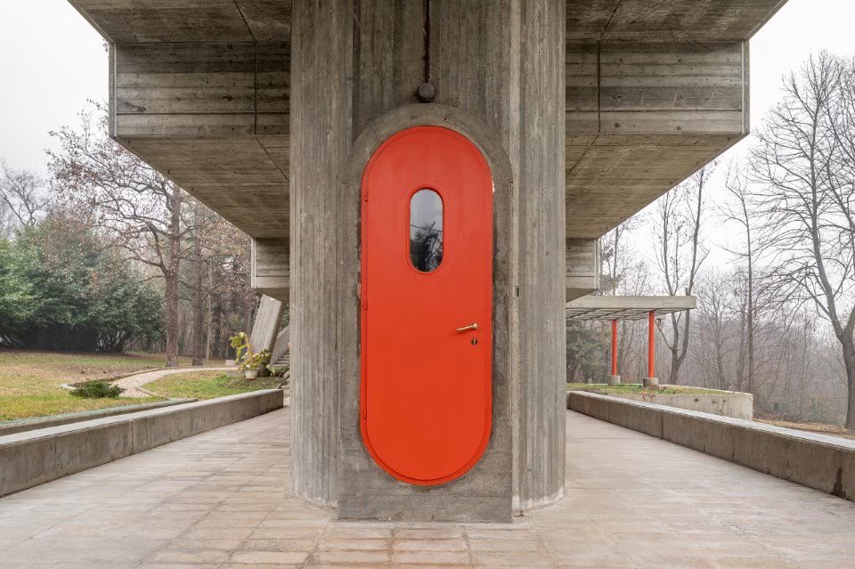 The brutalist 'Villa Gontero', designed &amp; built by architect Carlo Graffi between 1969-1971 in Cumiana near Turin, Italy