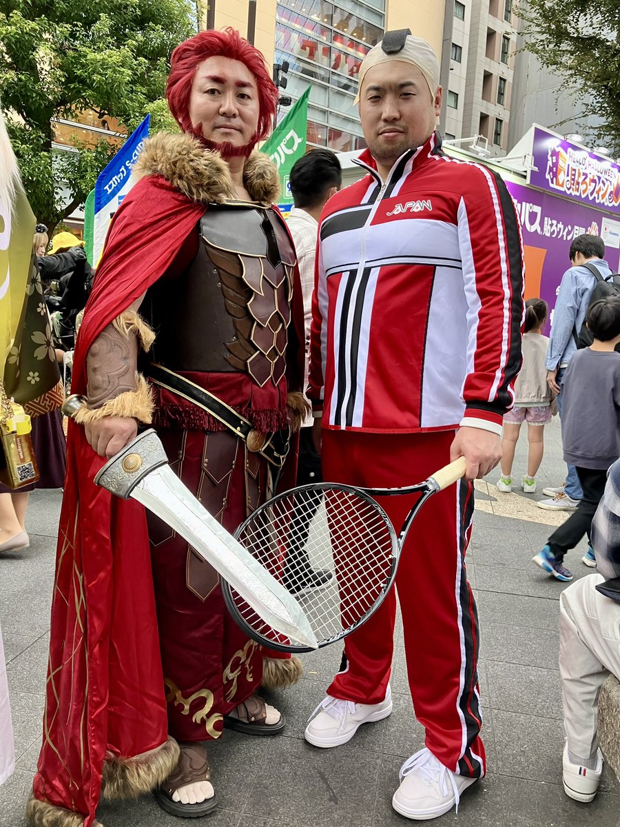 Zackman_0913's tweet photo. 初の池ハロ参加！
コスはデューク渡辺🎾
征服王イスカンダルさんともご一緒に

破壊王（デストロイヤー）
と征服王のダブルス、
ハウリングできそうですなぁ

#池ハロ2024 #池袋ハロウィンコスプレフェス2024 #デューク渡辺　#新テニスの王子様 https://t.co/kl29SjJcQl