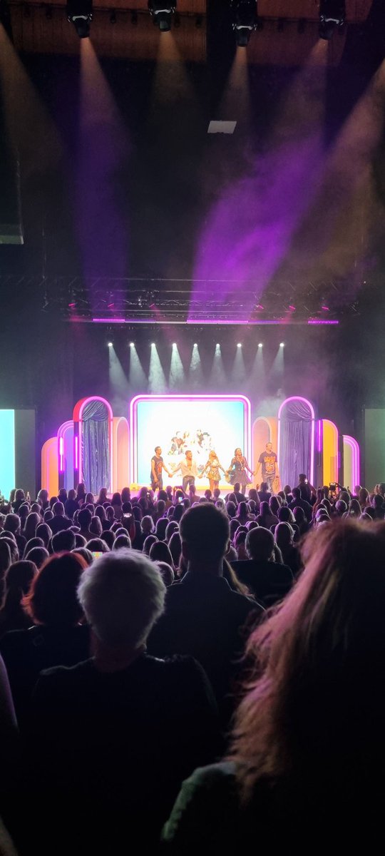 Pernilla Wahlgrens Happy Ending och hotellnatt i Malmö - ett bra födelsedagsfirande för mamma, och väl investerad mor-dotter tid såhär under offseason 💞