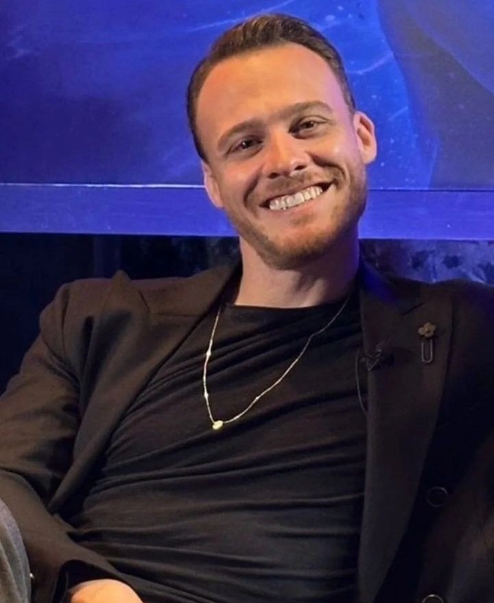 natiaitaly79's tweet photo. Buona domenica Family #KeremBürsin 
#MaviMağara
#BlueCavePrimeIT https://t.co/TNFU85NCXY