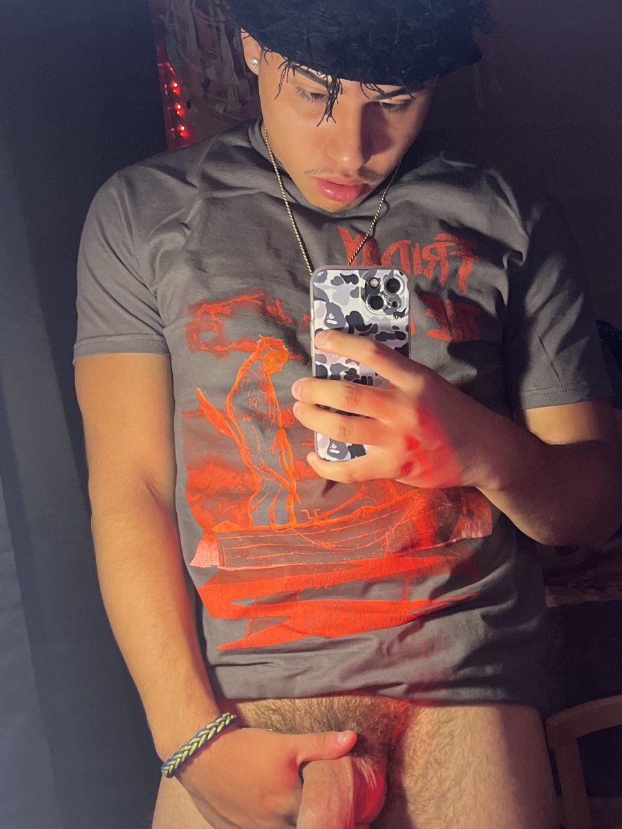 Rt if you’d suck it 🙈 #rt #selling #content #rt
