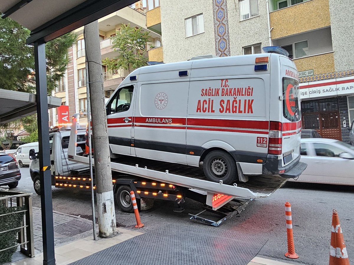 Herkesin derdine derman olduktan sonra eve dönerken kameraya yansıyan görüntülerim