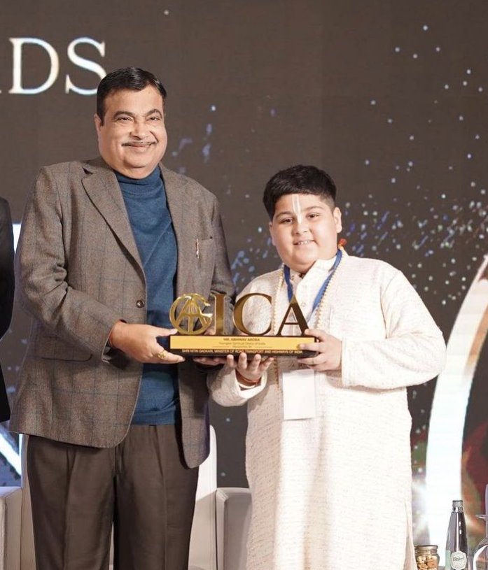 Behind every fraudster 
Behind every scamster 
Behind every rioter
Behind every charlatan 

You will always find BJP-RSS.

Every time!