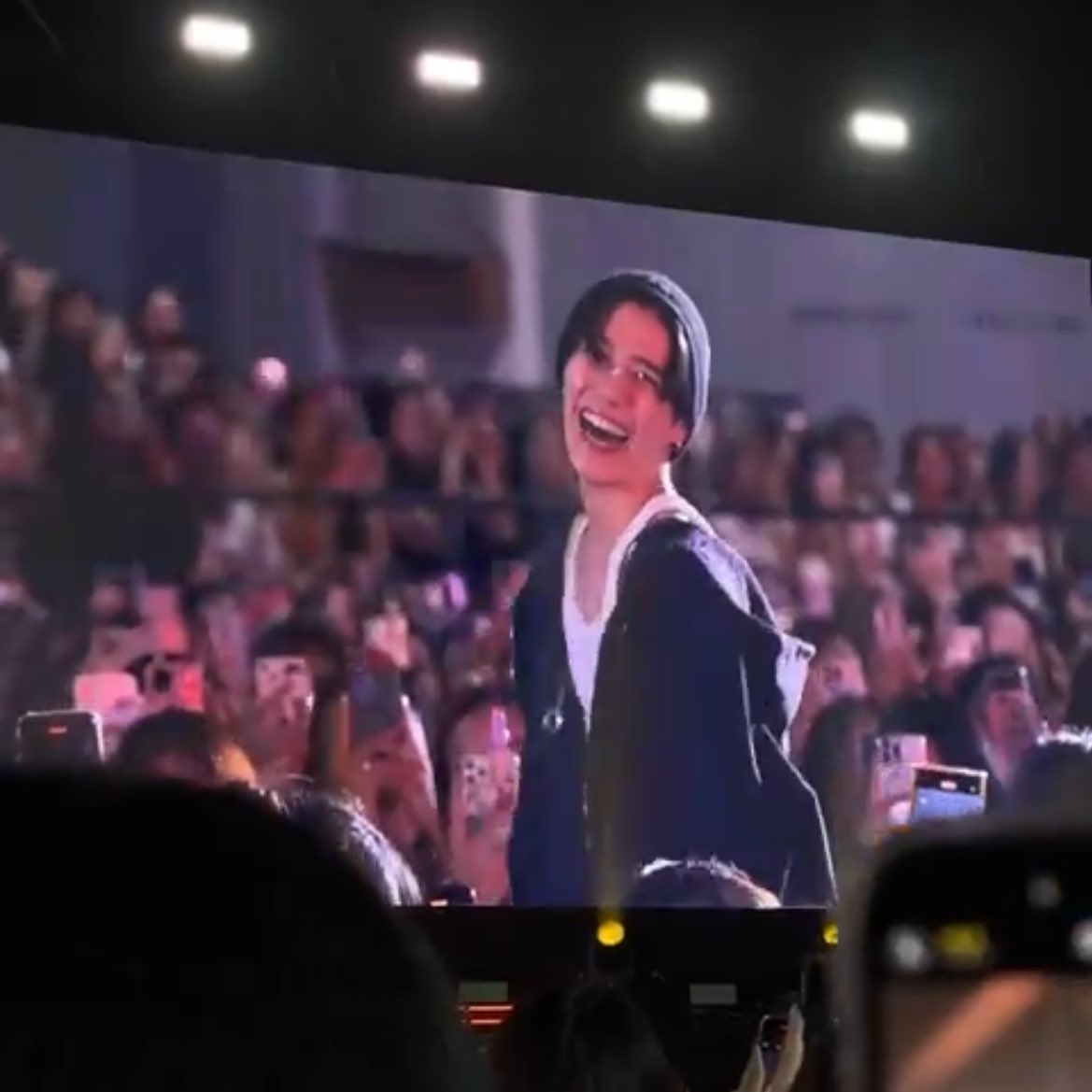 mecrushonhim's tweet image. ความสุขของชั้นมันแค่นี้เองอ่ะ แค่เห็นพีพีมีความสุข แล้วยิ้มหวานน่ารักมากจริงๆ ตาเป็นประกาย สดใสมากๆๆๆ พีแฮปปี้ พี่แฮปปี้ รักหนูพี💘😭🫳🏻