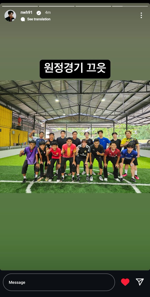 curlymyung's tweet photo. RANDOMLY PLAYING SOCCER WITH KPOP IDOL IN MALAYSIA ?!?!?! https://t.co/OICMI5EwVW