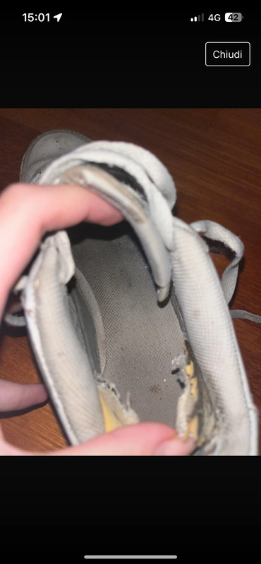 RipianH55535's tweet photo. Completly trashed Nike Air Force 1 from Petra. Worn to work and gym. they got always sweaty and smelly, especially in summer. #stinkyshoes #trashedshoes #wellwornshoes https://t.co/PjxJnaJTtd