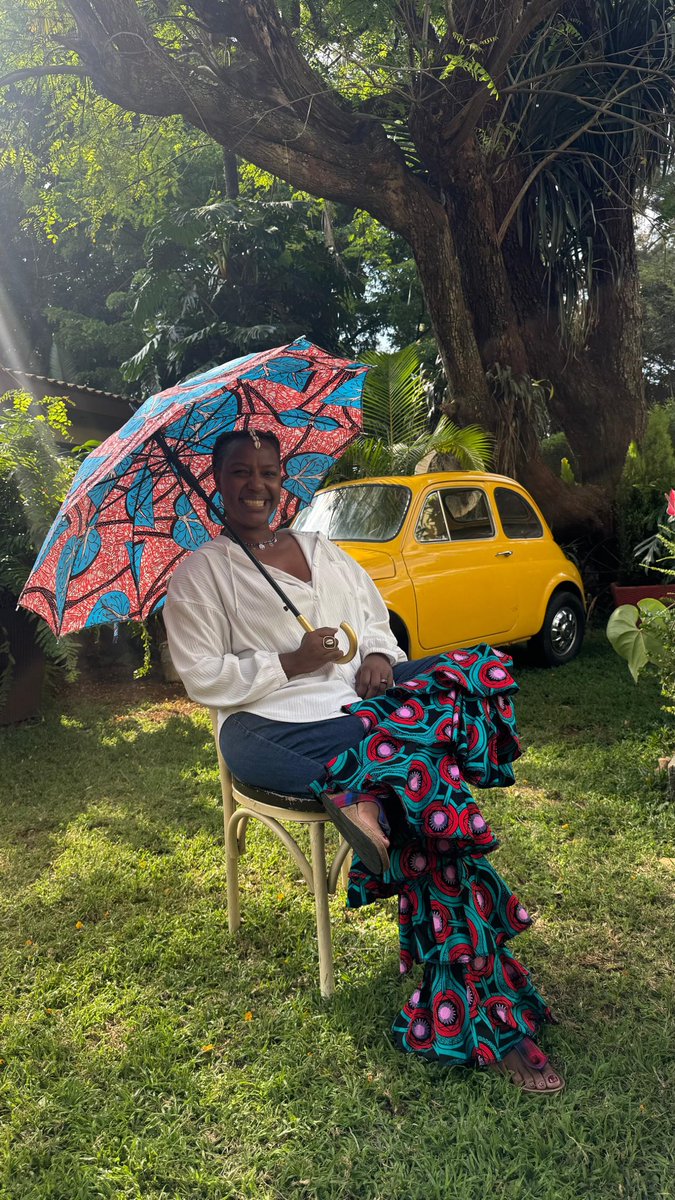 CCiiru's tweet photo. Sunshine comes after the rain .Taking a moment to slow down , inhale , exhale , enjoy the sunshine literally &amp;  metaphorically ☀️. 

2024 ! You have had ALOT going on 😅. 

2025… I can already see you 😅. 

#ReflectiveSunday #gratitude #seasons #sunshine #rain #reflection https://t.co/eZw5Pi1RwN