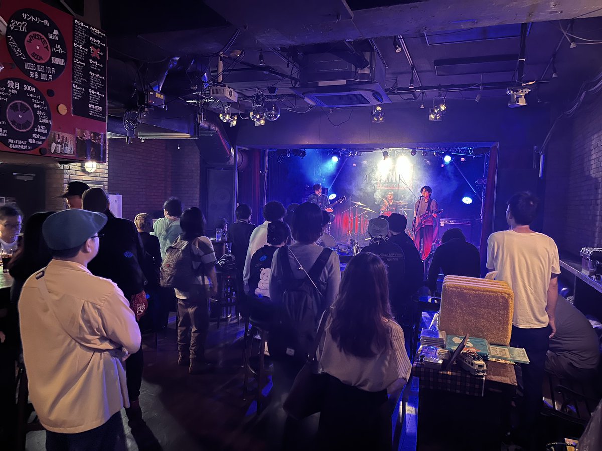 mameen102's tweet photo. 久しぶりのANGA楽し〜〜〜い
お久しぶりの人たくさんでうれし〜い
頑張っておかず仕込んだまめこさんに労い🍺お待ちしてます🥰笑 https://t.co/CAbk9Qde3S