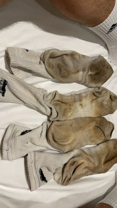 Watch sniffme_sk8boy's leaked NSFW photo on TwXstars