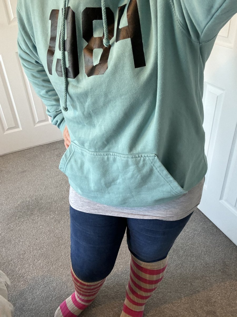 Lisa 📚🧵Bookbinder (@notebooksbylisa) on Twitter photo When <a href="/chayter_2000/">Chris Hayter</a> has been away for a few days at work (which he has) I like to make an extra effort to welcome him home…perhaps something sexy and thigh high?
Unfortunately for him he’s married someone who thinks they are hilarious.
Bagpuss legs. When <a href="/chayter_2000/">Chris Hayter</a> has been away for a few days at work (which he has) I like to make an extra effort to welcome him home…perhaps something sexy and thigh high?
Unfortunately for him he’s married someone who thinks they are hilarious.
Bagpuss legs.