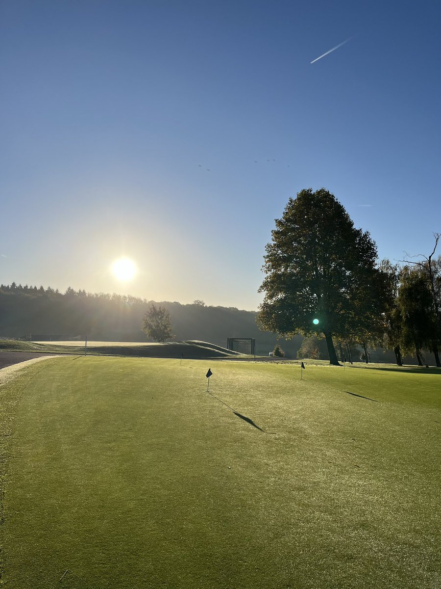 Harewood Downs GC tweet media