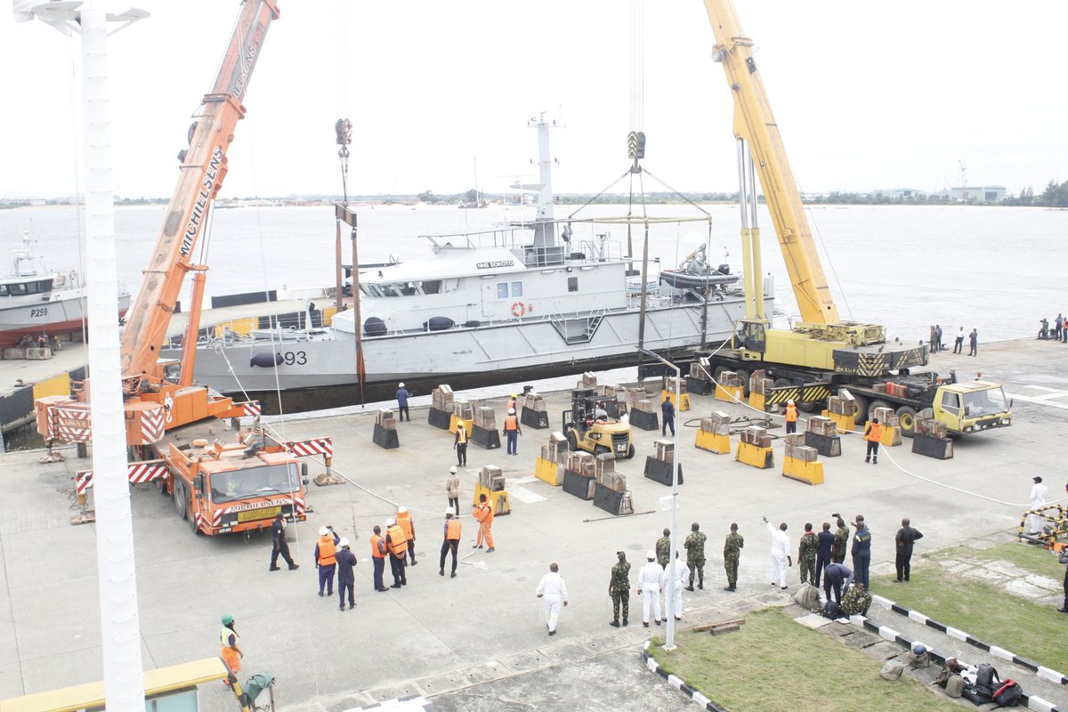 navaldockyard01's tweet photo. NAVAL DOCKYARD LIMITED EXCEEDING ITS DOCKING EXPECTATIONS
.
.
#NigerianNavy #nimasaofficial #nigerianports #CustomsNG #FMOTNigeria #MaerskLine #APMTerminals #COSCOShipping #CMACGM #SifaxGroup #WaterwaysNG #FMoMBENigeria https://t.co/KJ8vgd0Vfe