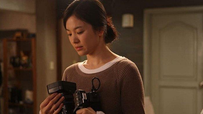 nmdarhwang's tweet photo. #AReasontoLive 13rd anniversary
27 Oct 2011 - 2024
#SongHyeKyo
#NamNiHyun
And #LeeJeongHyang PD
The movie really made me think about real forgiveness, it is easy to say "you must forgive them" but what if they don't even sorry about their wrong doings? https://t.co/VhEQsN1AIq