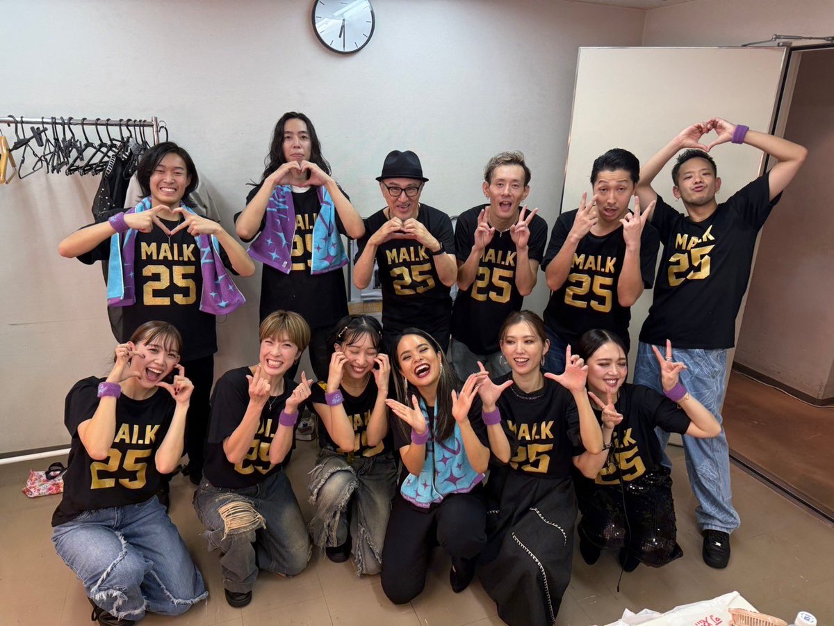 forestsnowmoon's tweet photo. 余韻ひたひたな和光公演…！🥂
ありがとうございました💘

日本では初日✨
無事迎えられました🔥

そして、倉木さん
🥂🎂HAPPY BIRTHDAY🎂🥂
素敵な瞬間をツアーメンバーの皆さんと会場にいた皆様と祝えて最高に楽しかったです☺️💘

#倉木麻衣　#やっぱり麻衣ちゃん
#maikuraki #MK25 #bealight https://t.co/eeWtbiZ0NE