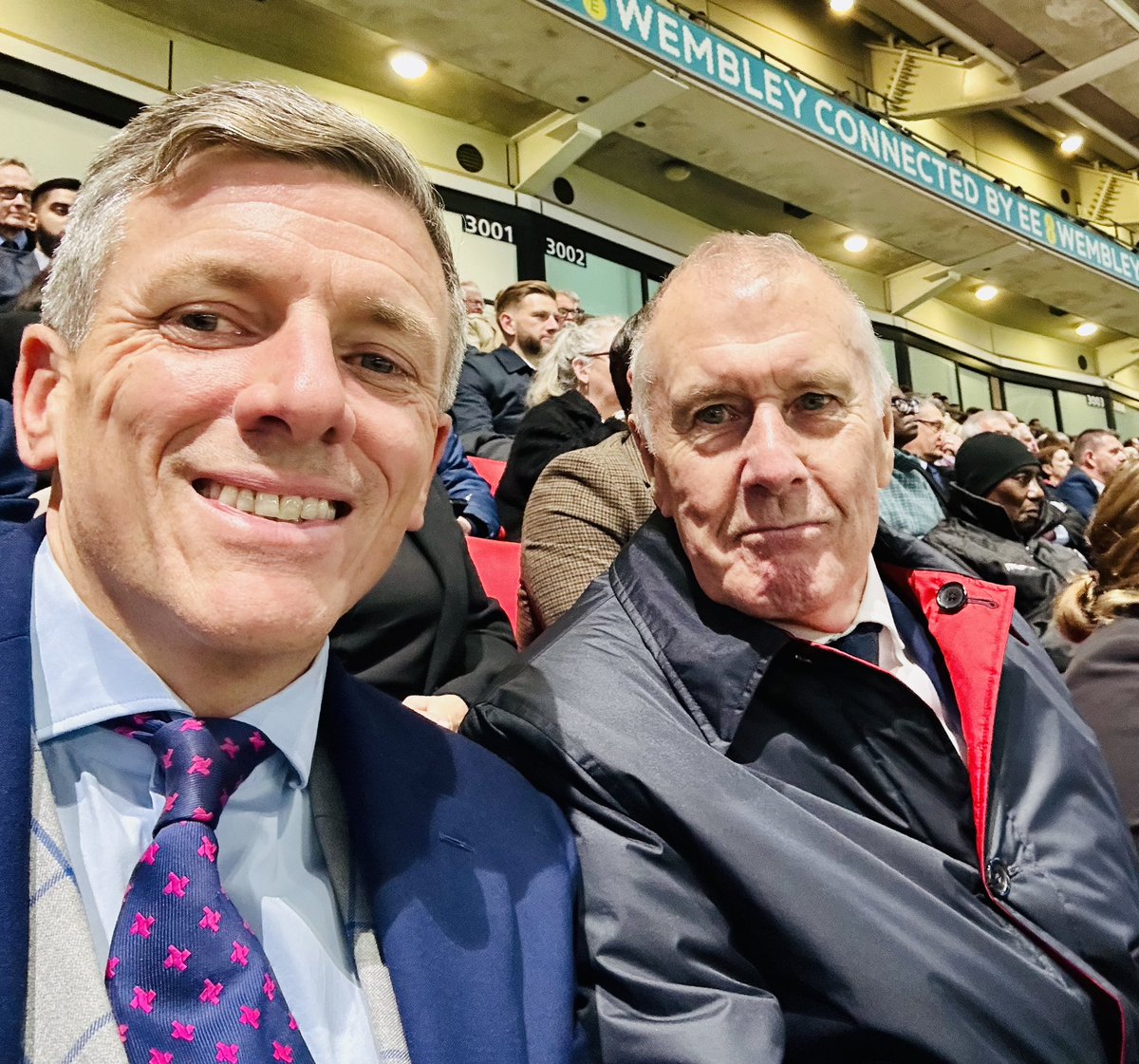 SimonJDent's tweet photo. Out Now! The Last Boy of 66. Very proud to have put this deal together for @TheGeoffHurst pick up your copy from all the usual spots 📚⚽️🏆🏴󠁧󠁢󠁥󠁮󠁧󠁿 https://t.co/M6ckcOTSCT